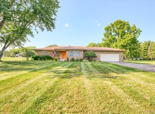 11447 Hegel Rd, Goodrich, MI 48438