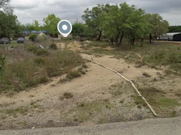 1327 Canyon Shrs, Canyon Lake, TX 78133