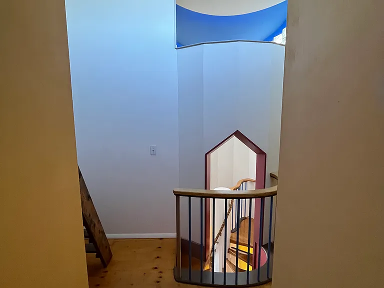 154 Mesa St — Photo 4