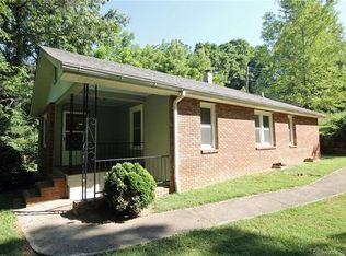 475 Luther Rd, Candler, NC 28715