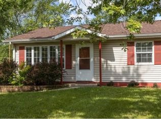 740 Juniper Rd, Valparaiso, IN 46385