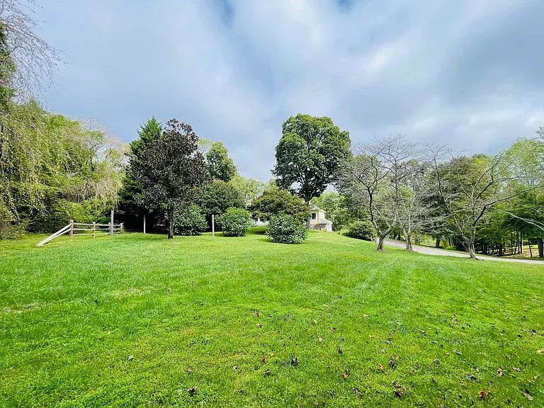 1474 Freeman Dr — Photo 43