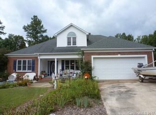 1757 Shamrock Ave, Lancaster, SC 29720