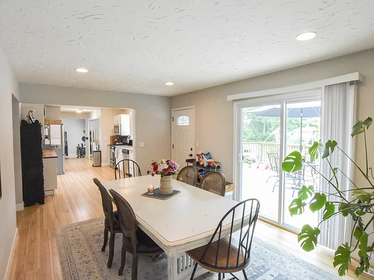 2378 Melton Dr — Photo 13