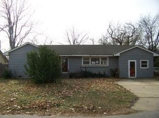 1815 California Ave, Chickasha, OK 73018