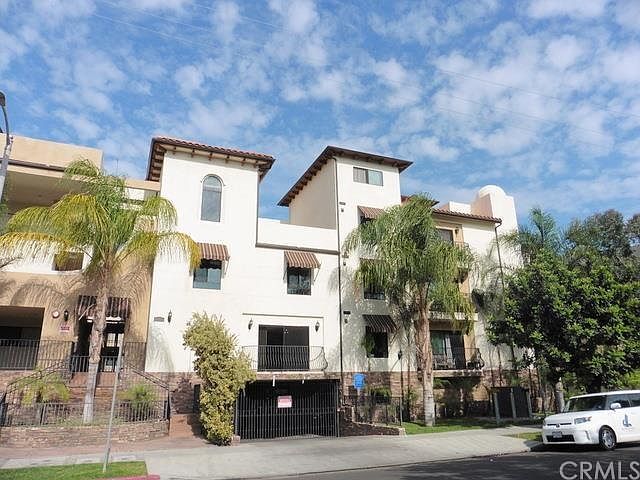 1st image of 5264 Satsuma Ave