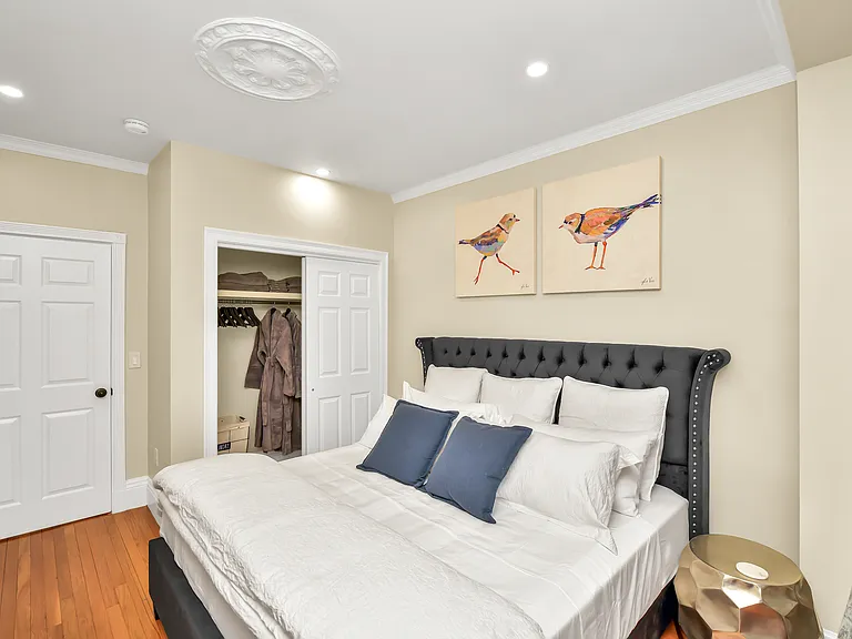 10 Pierce Ave #1 — Photo 21