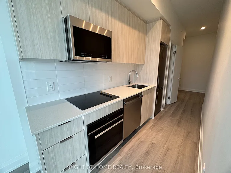 743 Warden Ave #218 — Photo 14
