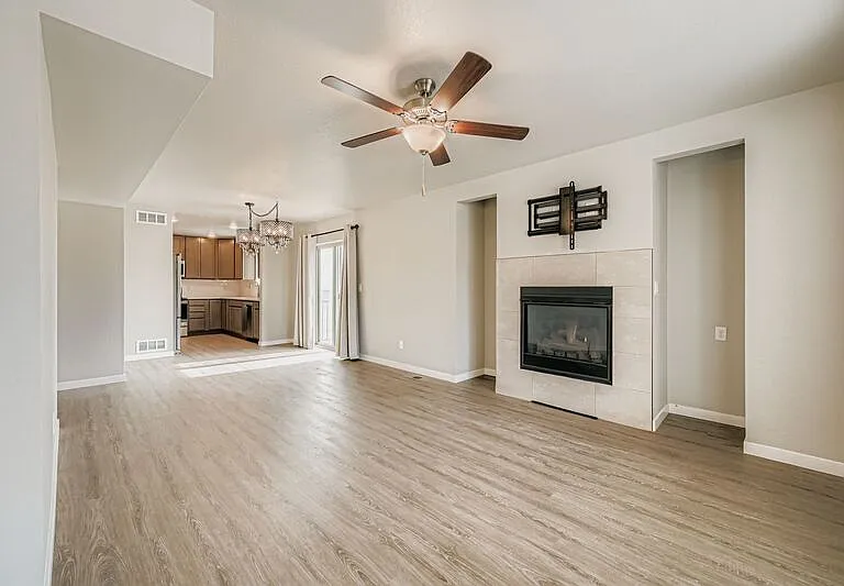791 Little Bear Grv #1 — Photo 4