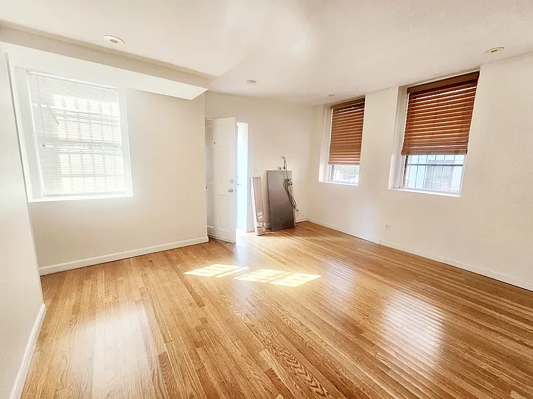 108 Myrtle St #11 — Photo 5