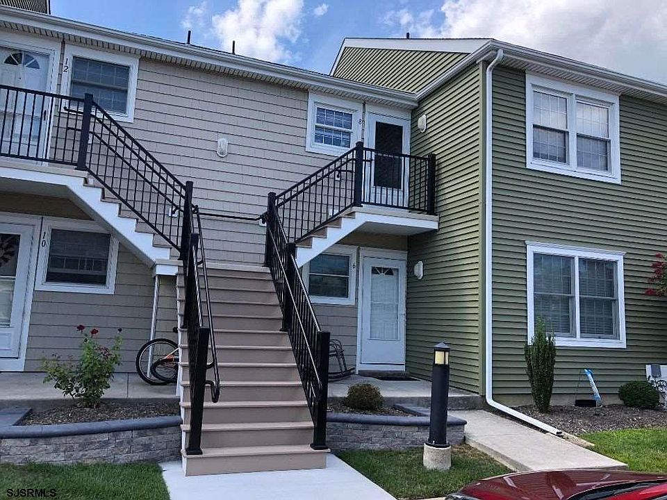 1st image of 8 Sconset Ct #C33