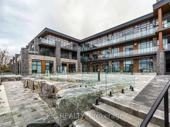 99 Louisa St #302, Kawartha Lakes, ON K0M 2B0