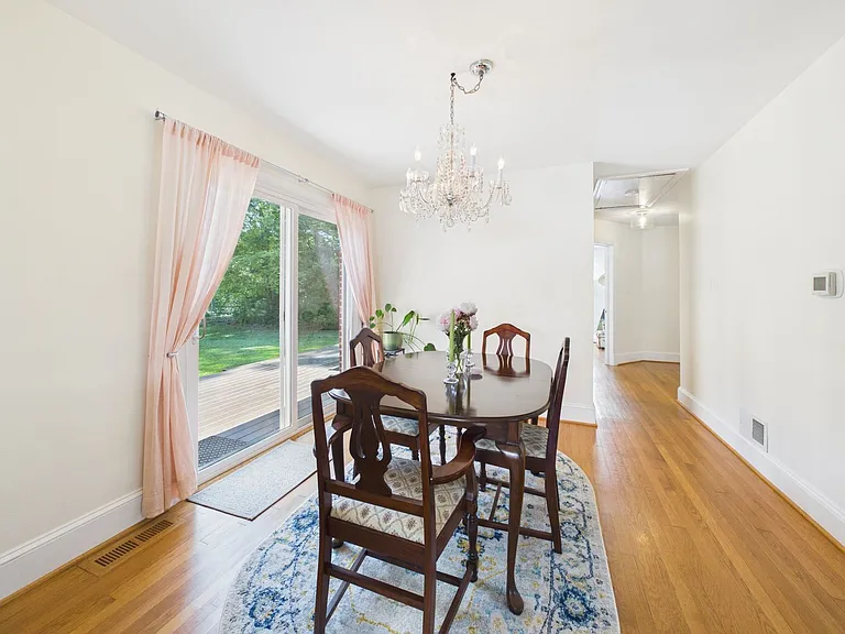 8808 Michaux Ln — Photo 16