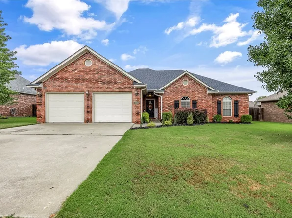 1170 Musket St, Prairie Grove, AR 72753