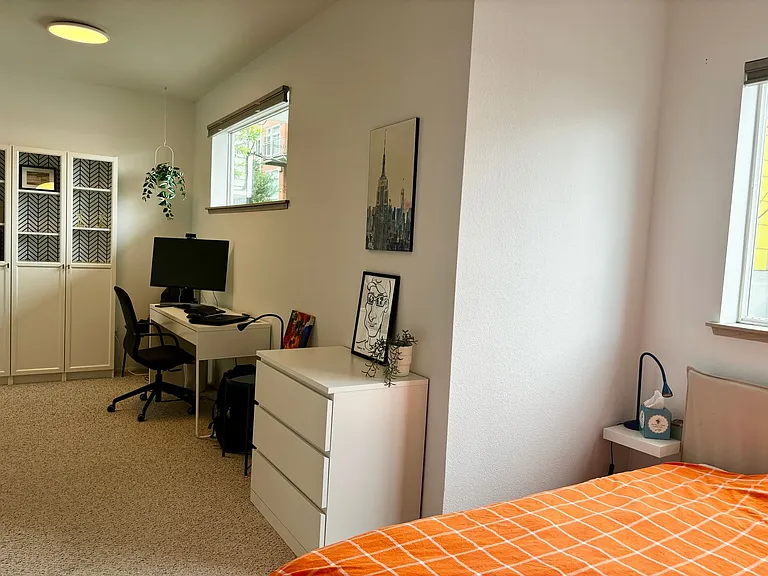 3221 Tg Franklin Avenue Flats Llc — Photo 14