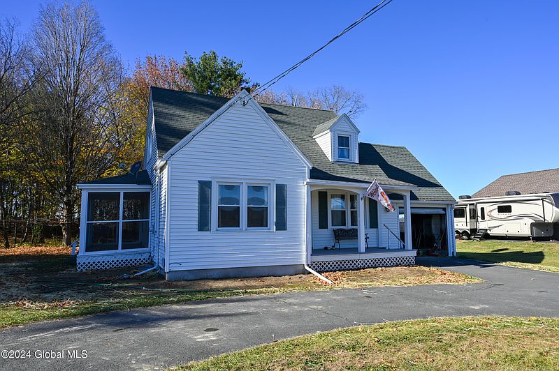 2nd image of 477 Garfield Road