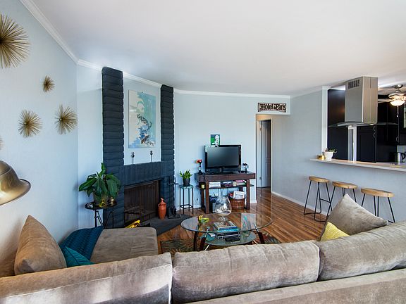 4th image of 3744 Grim Ave APT 6