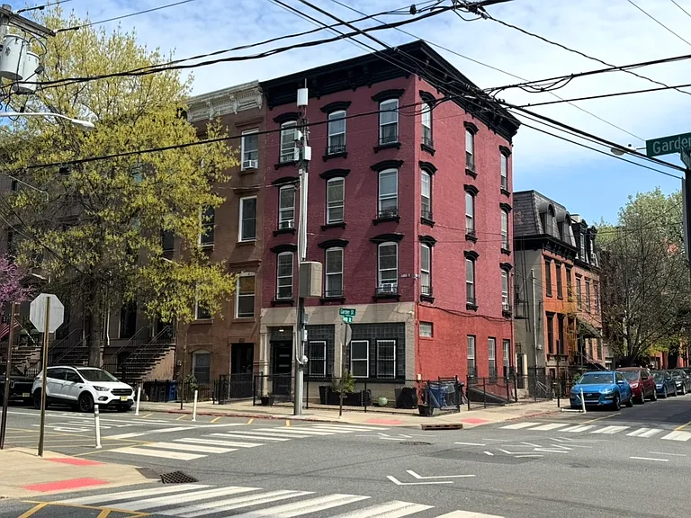 1001 Garden St #4 — Photo 7