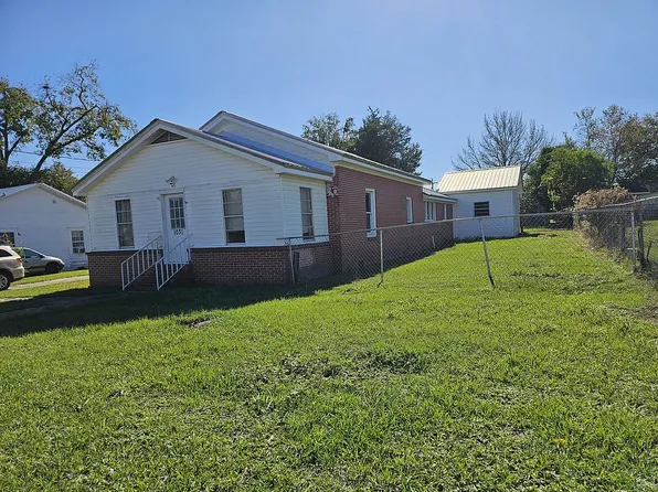1031 Douglas Ave, Opp, AL 36467