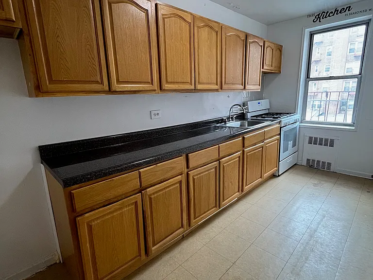 3420 Avenue H #2J — Photo 4