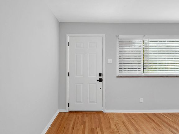 5th image of 4987-89 Miami St #4989