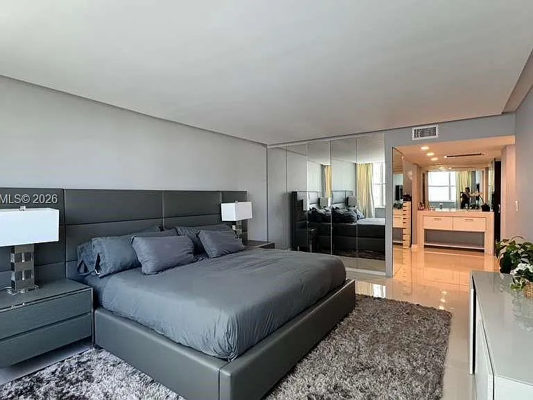 5750 Collins Ave #7A — Photo 33