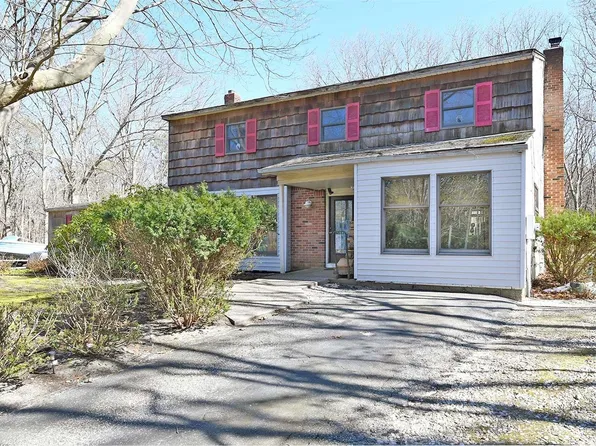 25 Fairway Drive #394, Manorville, NY 11949