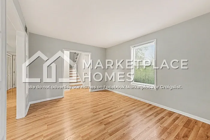 427 Whispering Pines Dr — Photo 5