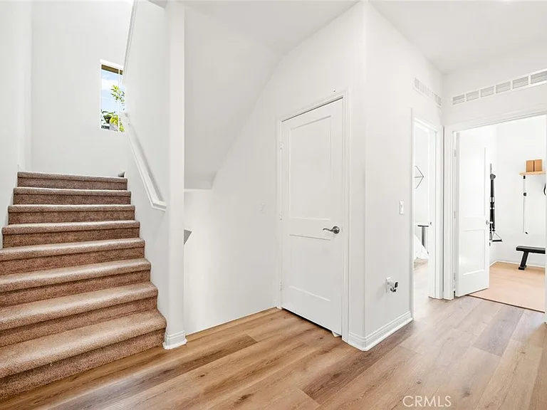 1852 Red Willow Way — Photo 32