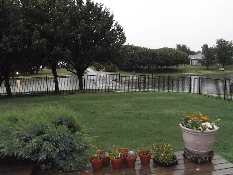 11216 Harbor Rd — Photo 4