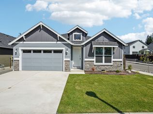 734 NW 28th St, Battle Ground, WA 98604