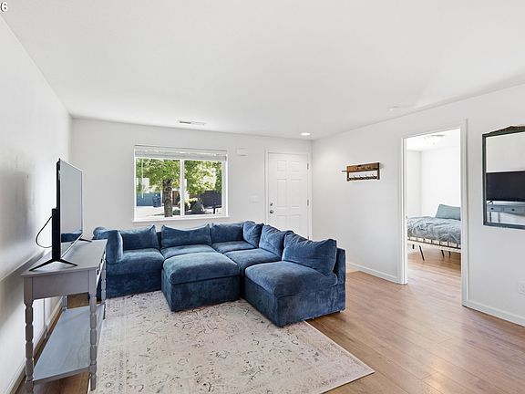 4th image of 5754 Orchid Ln
