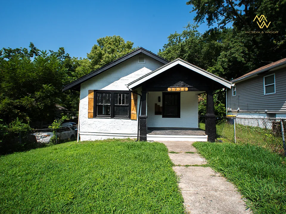 3938 Myrtle Ave