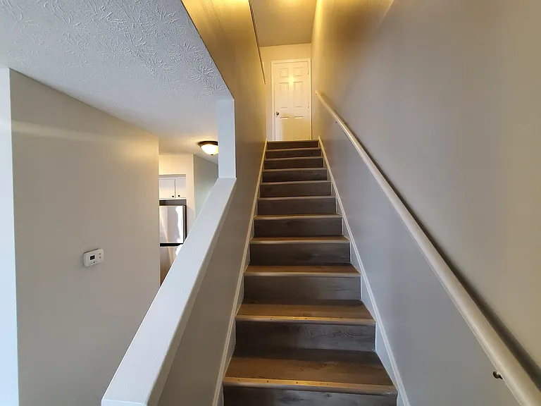 1100 Horsemans Ln #26 — Photo 9