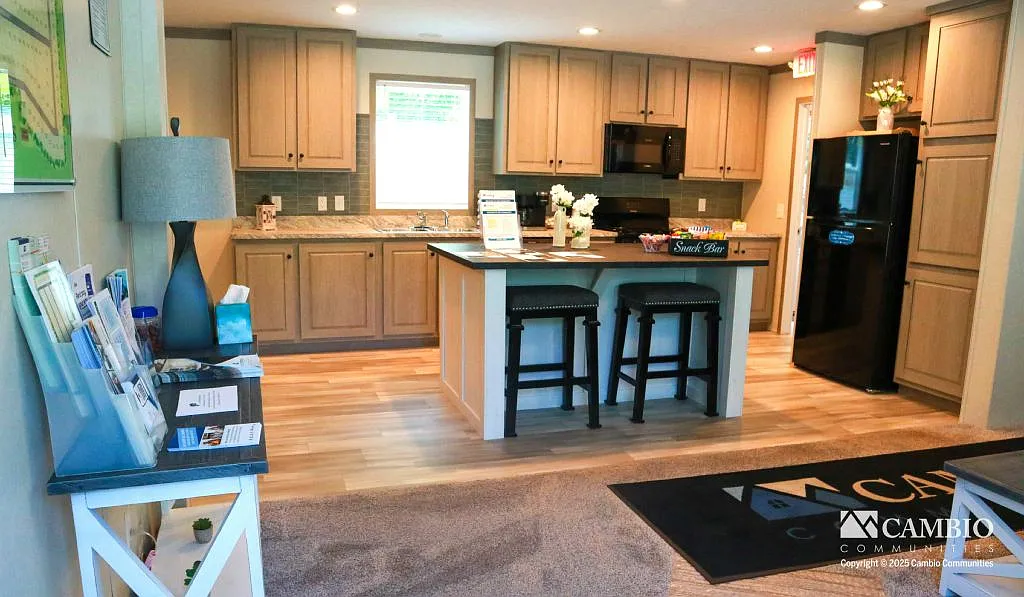 Valley Estates — Photo 3