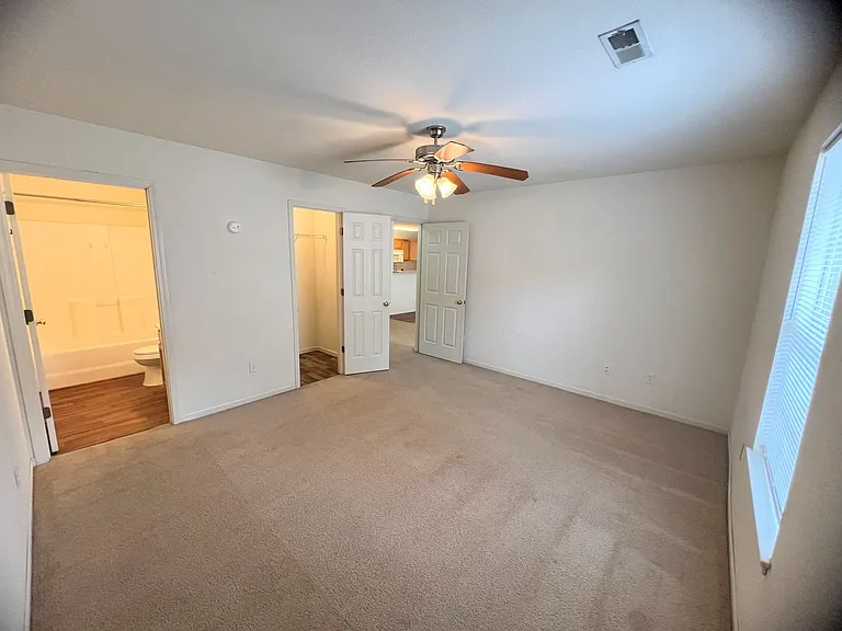 21057 Honest Ln — Photo 7