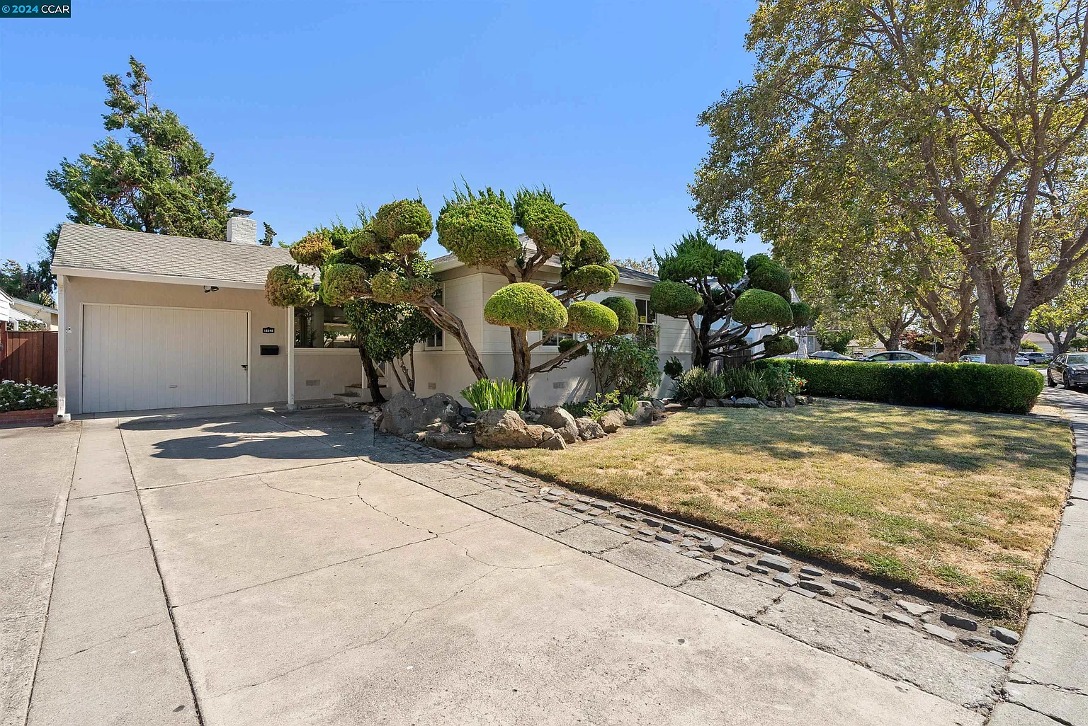 15848 Paseo Del Campo photo 1