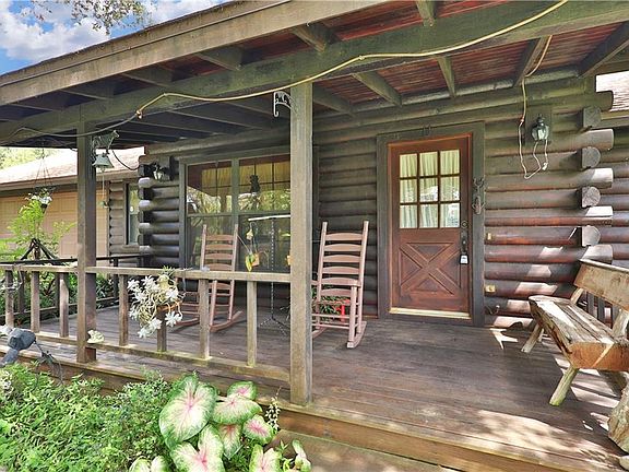 5th image of 3807 White Oak Ct