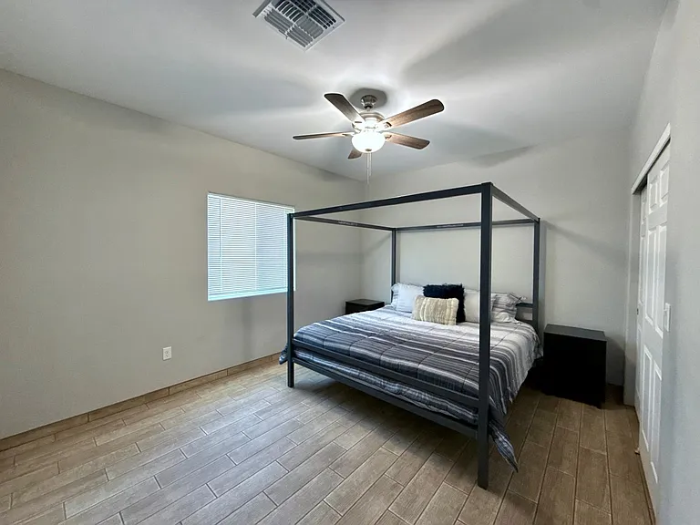 997 N Contzen Ave #1 — Photo 8