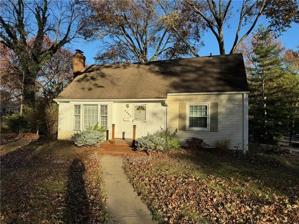 4406 W 71st St, Prairie Village, KS 66208