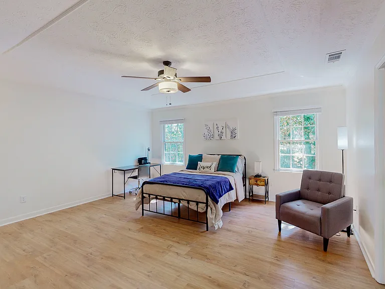 5629 Southern Pines Ct — Photo 2