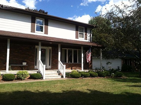 3rd image of 11324 Runnells Dr