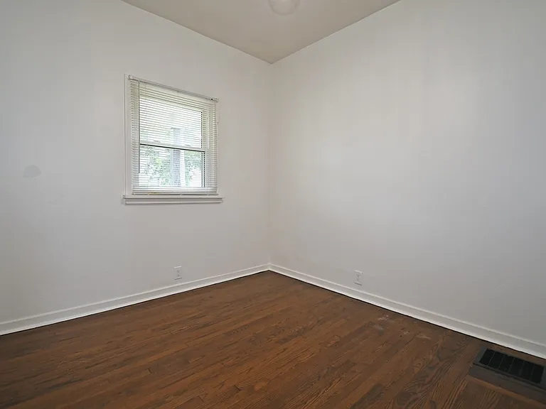 111 Ramsey Ave #1 — Photo 5