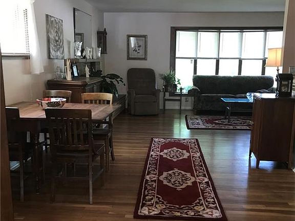 5th image of 5316 Hillgrove Ave