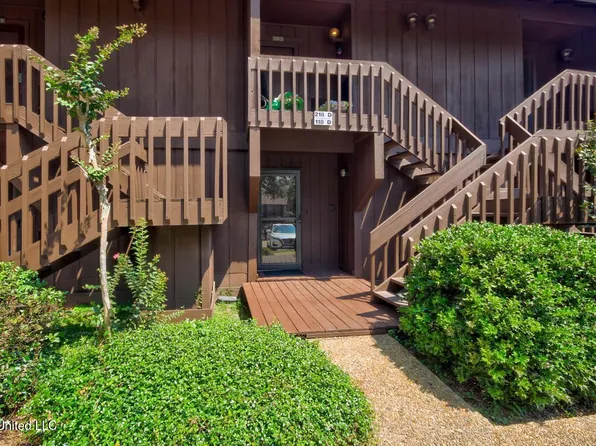 118 Molokai Vlg #D, Diamondhead, MS 39525