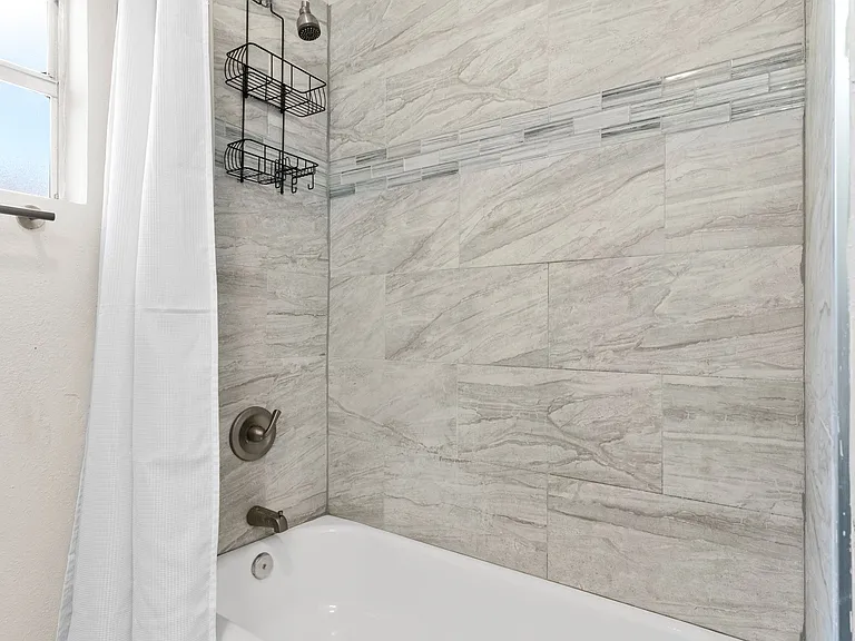 3611 E Chelsea St #2 — Photo 15