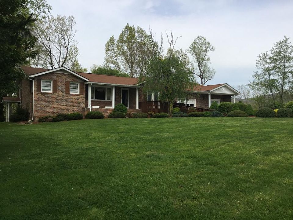 1st image of 430 Lewis Stone Dr