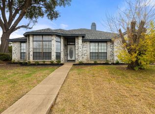 3018 Kingswood Dr, Garland, TX 75040