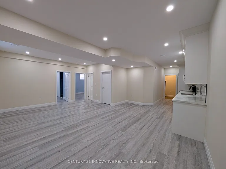 38 McFarland Dr #BASEMENT — Photo 1