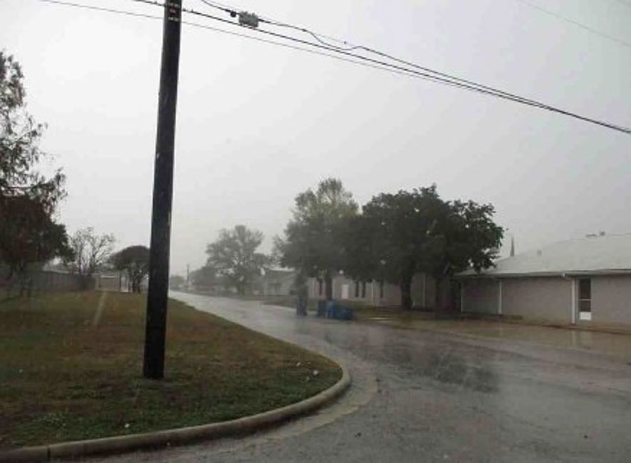 Exterior Neighborhood (street photo)